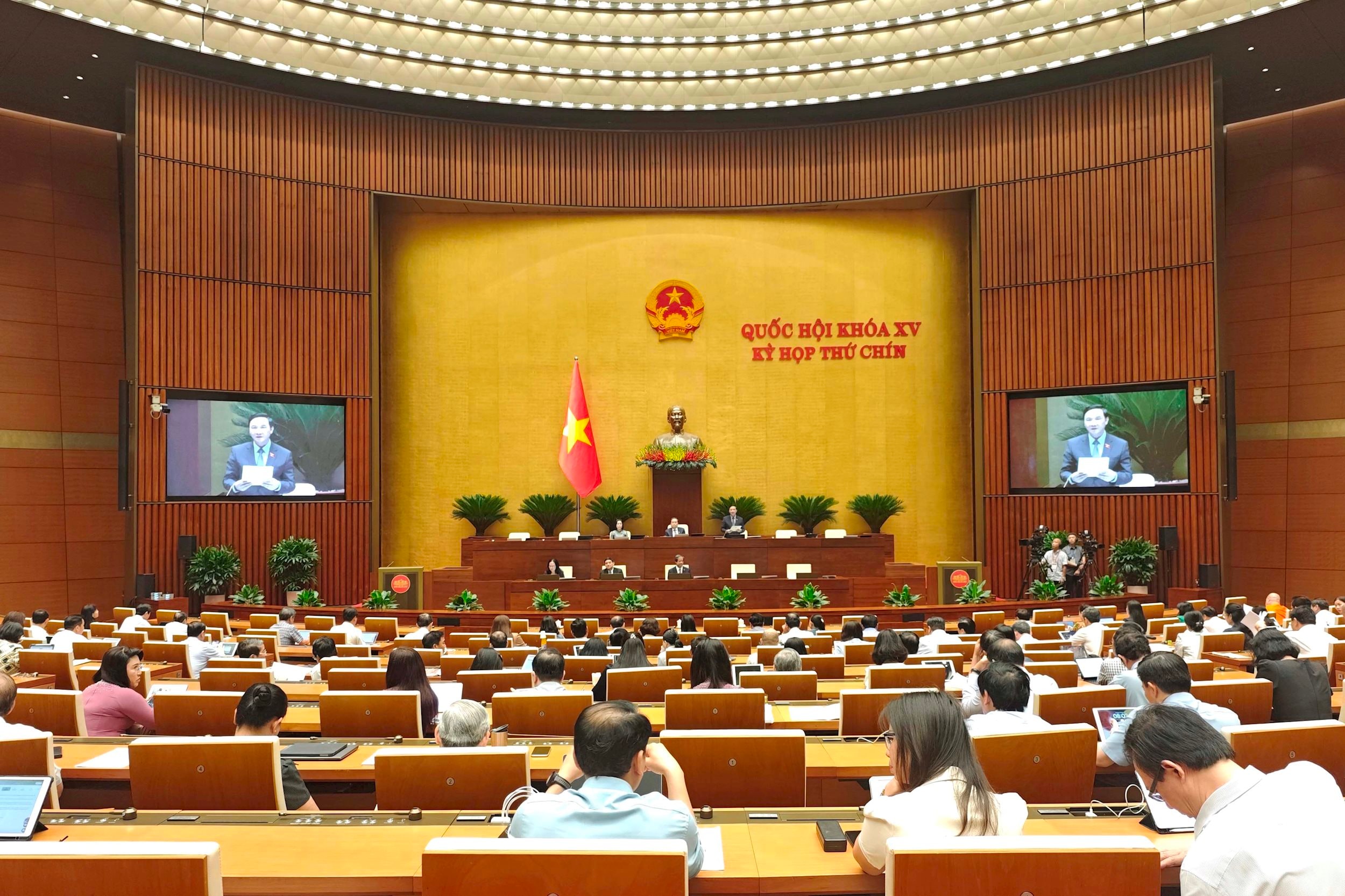 Toàn cảnh 1