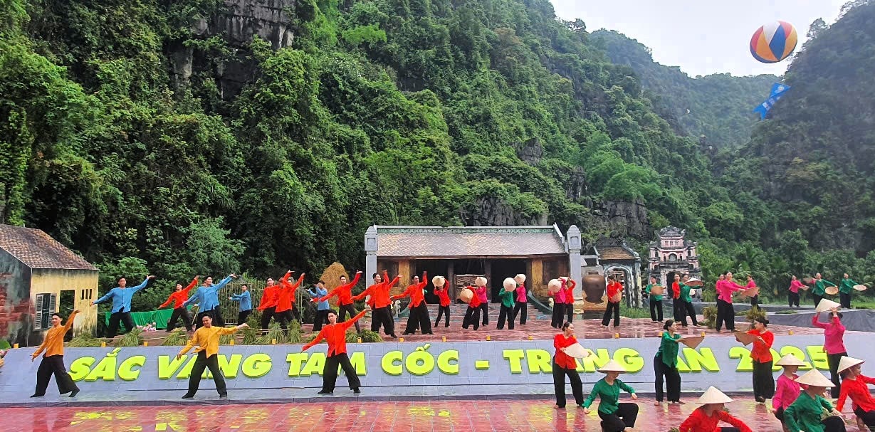 Khai mạc Tuần Du lịch Ninh Bình 2025