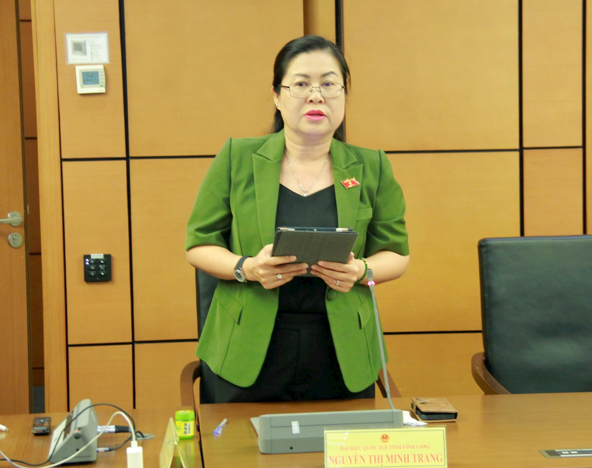 Minh Trang 23