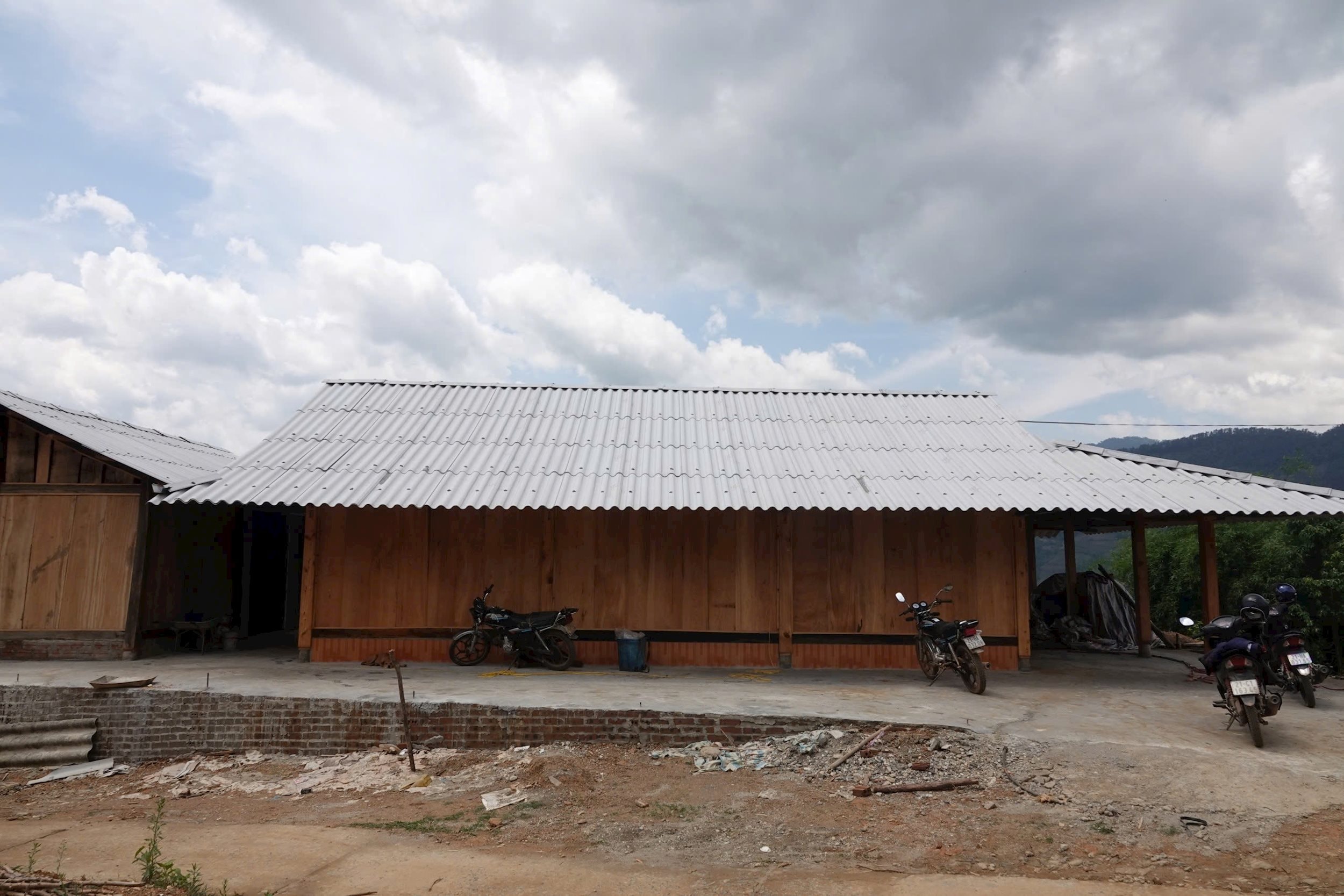 Mù Cang Chải xóa nhà tạm