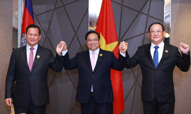 Vietnamese Prime Minister Pham Minh Chinh (centre) on May 26 has a working breakfast with Cambodian PM Samdech Thipadei Hun Manet (left) and Lao PM Sonexay Siphandone. (Photo: VNA) vietnam-laos-cambodia.jpg