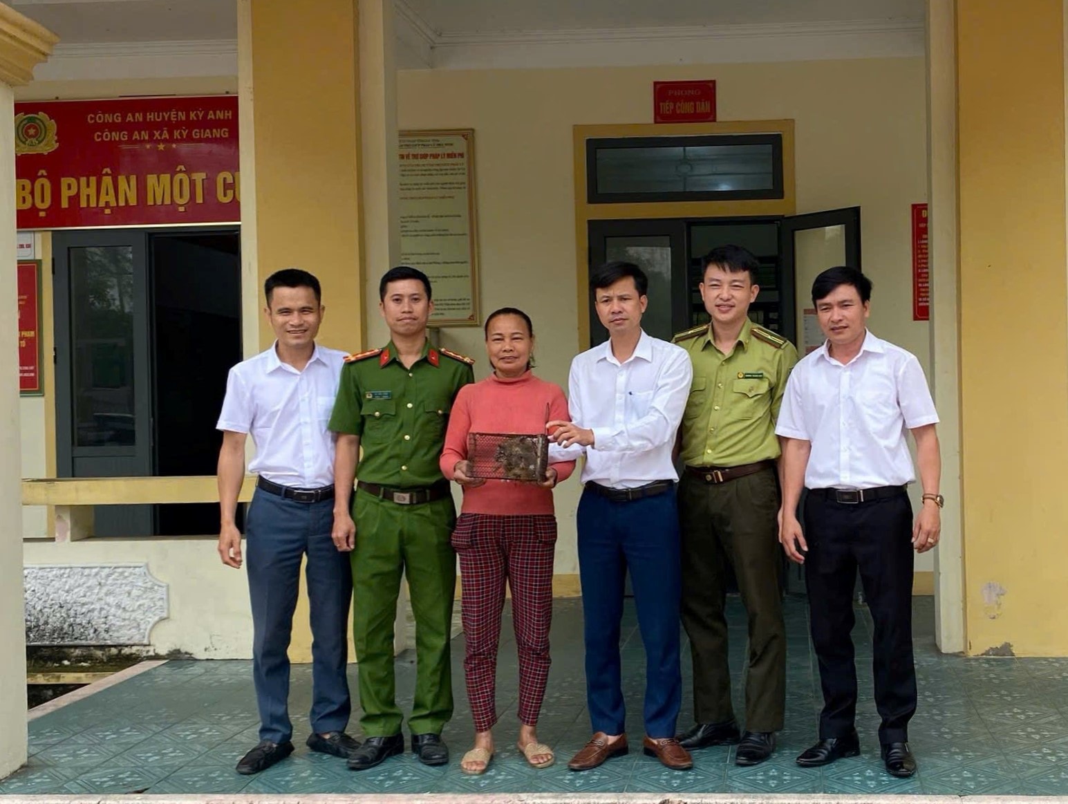 anh 9