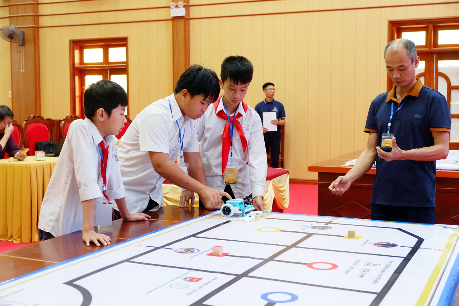 Phần thi đấu của các đội thi bậc trung học cơ sở