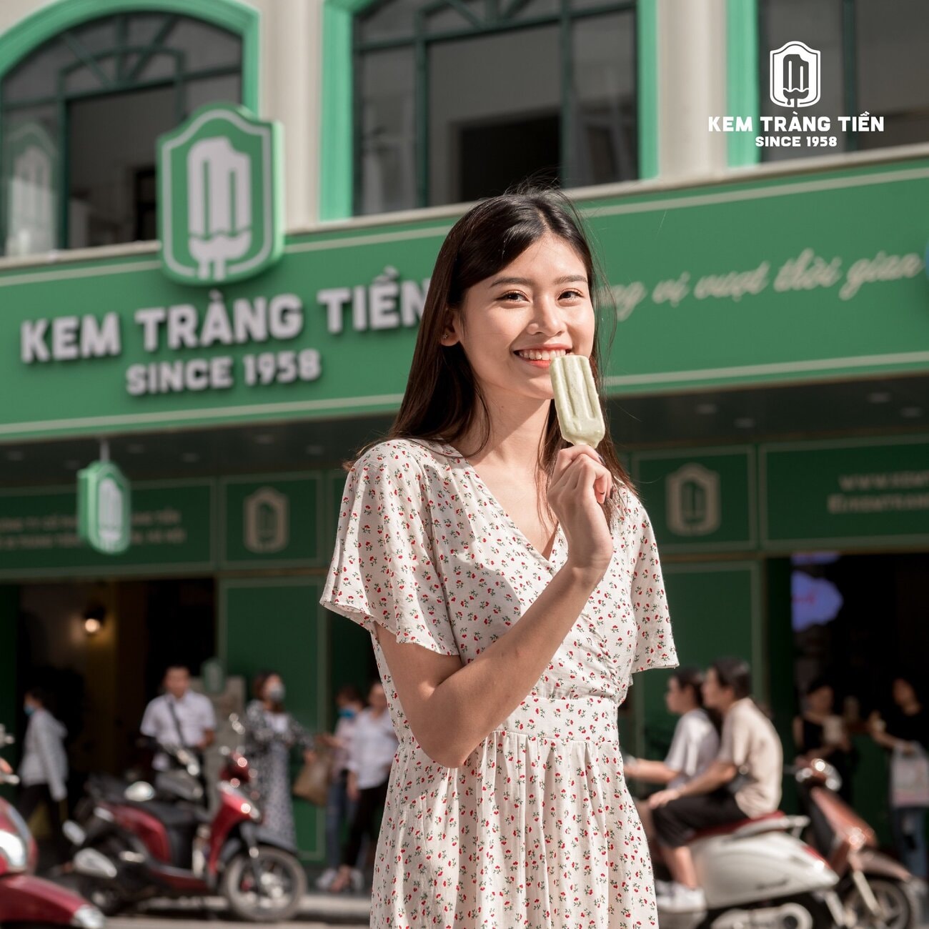 kem-trang-tien-dac-san-cua-thanh-pho-thu-do-03-1639327881.jpg