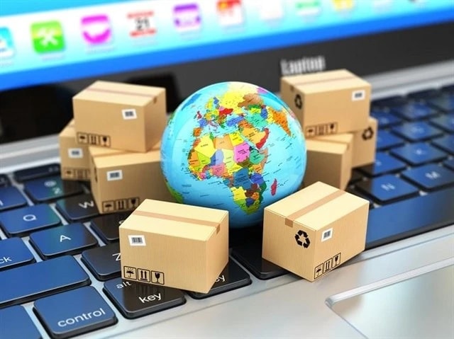 VCCI believes that the drafting agency should consider applying a comprehensive import tax policy, without exemptions or reductions for imported e-commerce goods. (Photo: tapchicongthuong.vn)