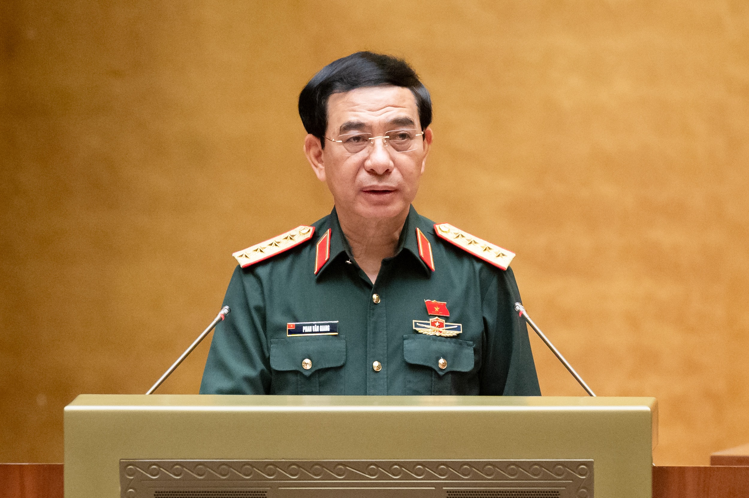 Z61_4416 - Bộ trưởng Bộ Quốc phòng Phan Văn Giang