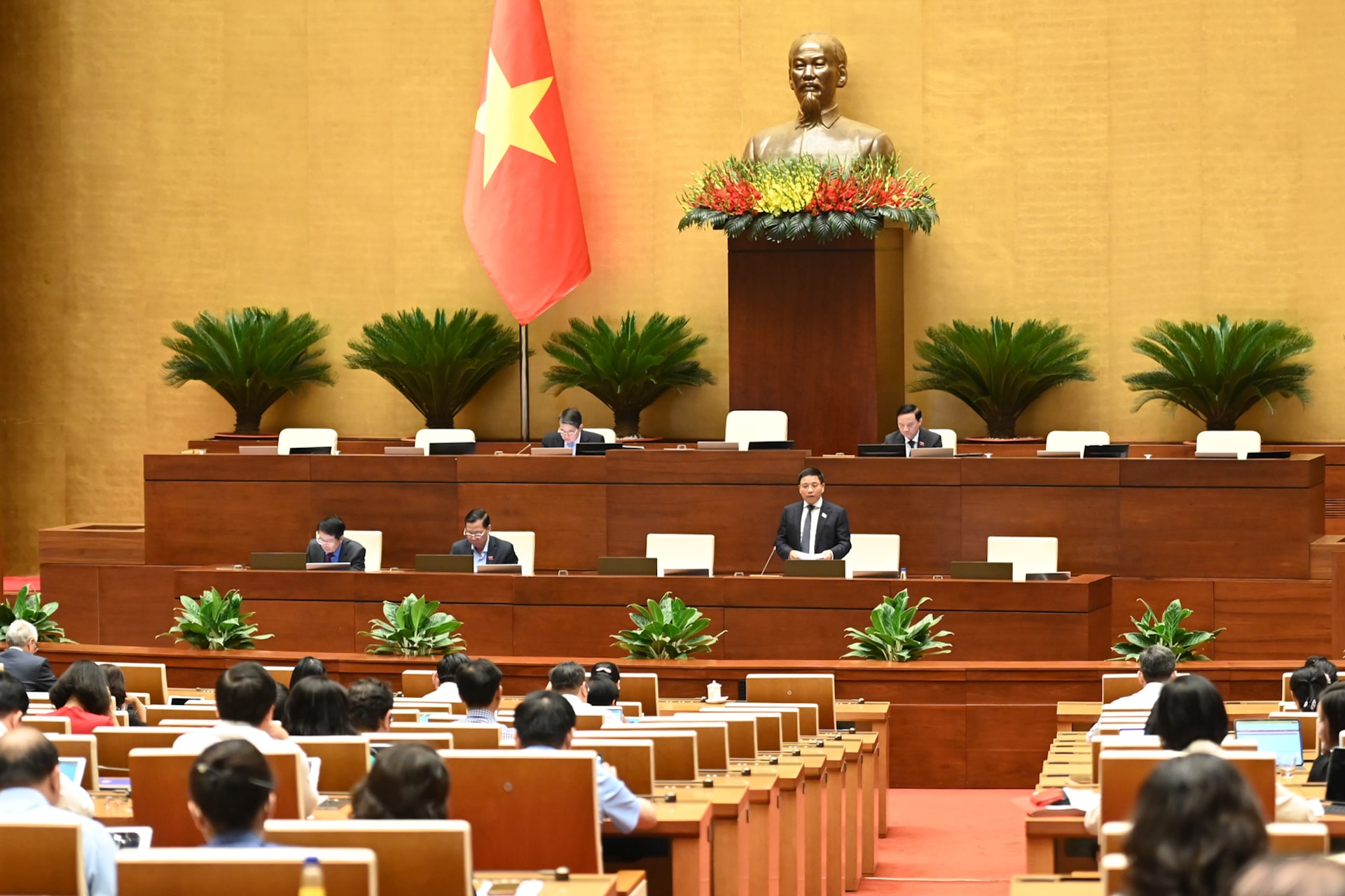 bt-tai-chinh.jpg