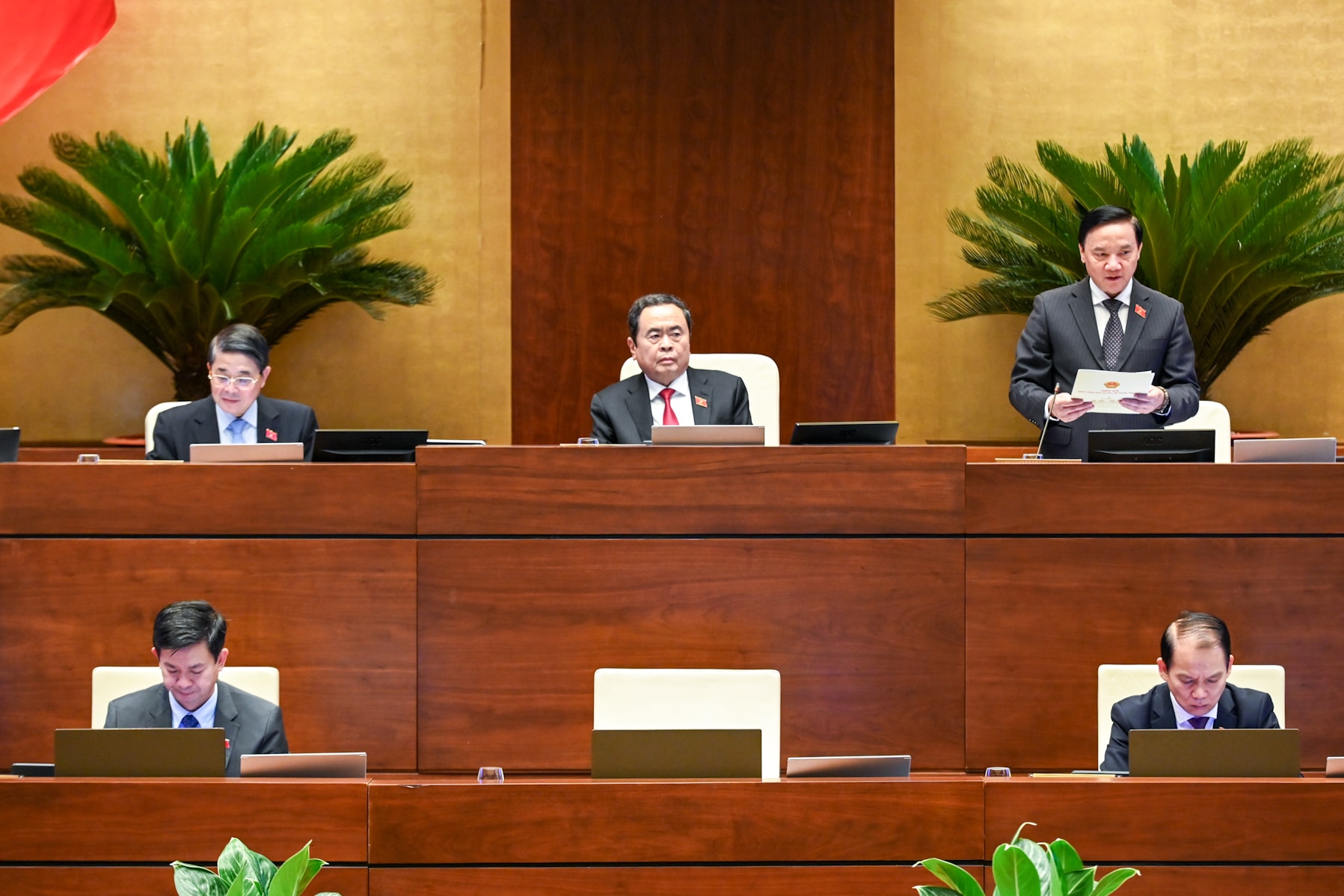 qh-chieu1.jpg