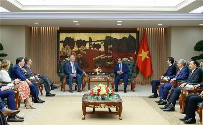 Prime Minister Pham Minh Chinh receives the US House of Representatives’ bipartisan delegation. (Photo: VNA) uuidaa130761-a7b5-48ab-b978-f0d0d093cabccode001library1type1mode1loctruecaptrue.jpg