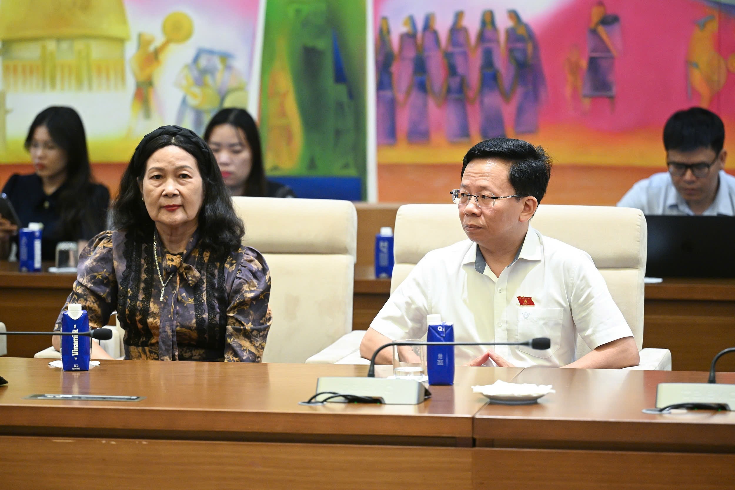 dai-bieu-a3.jpg