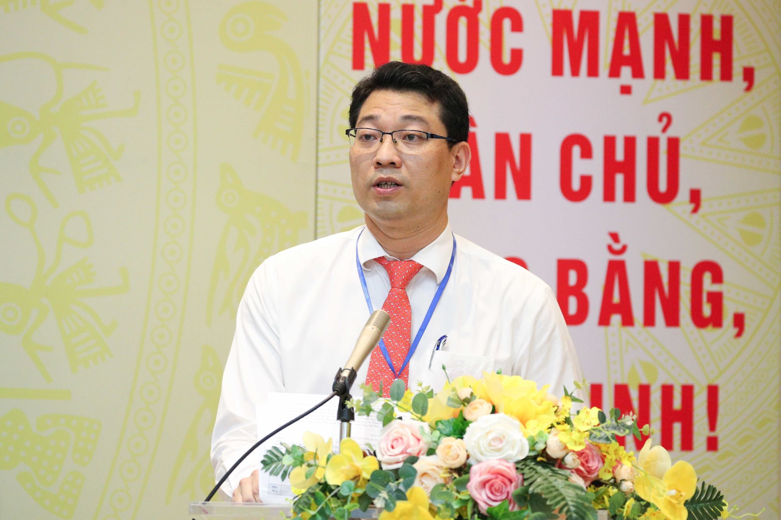 Đại biểu Trần Quốc Nam phát biểu