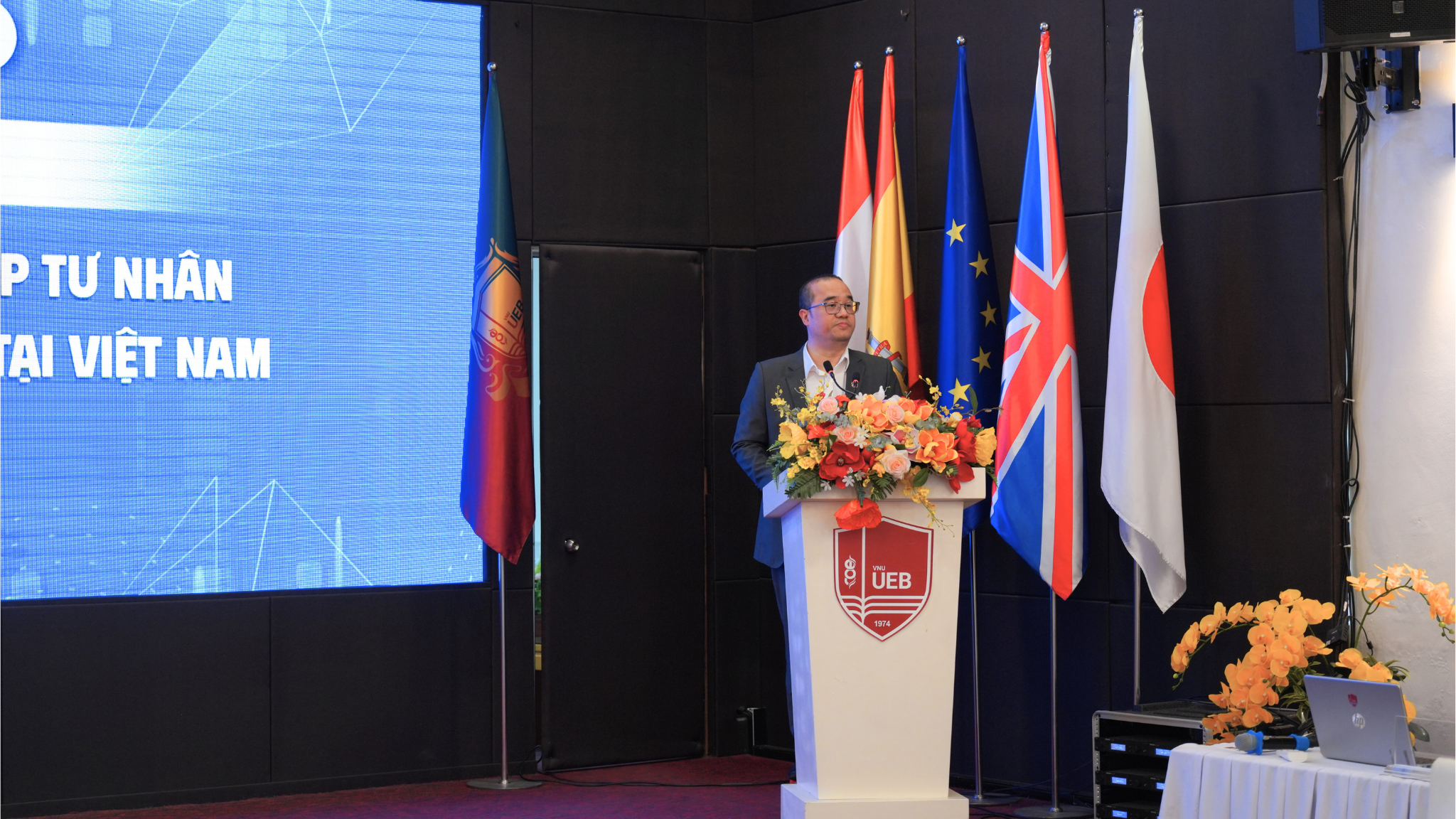 PGS.TS. Nguyễn Trúc Lê Chủ tịch Hội đồng - Bí thư Đảng ủy Trường ĐHKT - ĐHQGHN Phát biểu 3.png