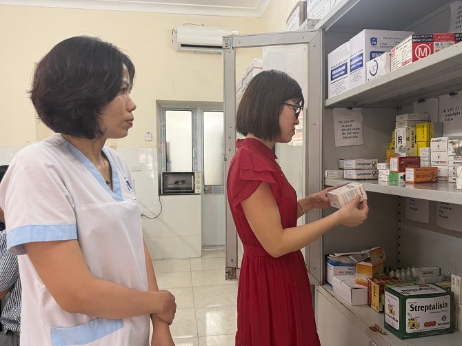 Đảm bảo y tế cho kỳ thi vào lớp 10 và thi tốt nghiệp trung học phổ thông quốc gia trên địa bàn thành phố Hà Nội năm 2025. Ảnh: CDC Hà Nội