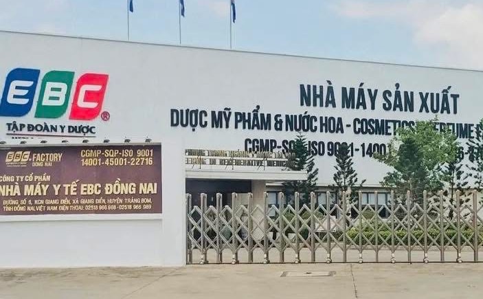 mỹ phẩm giả