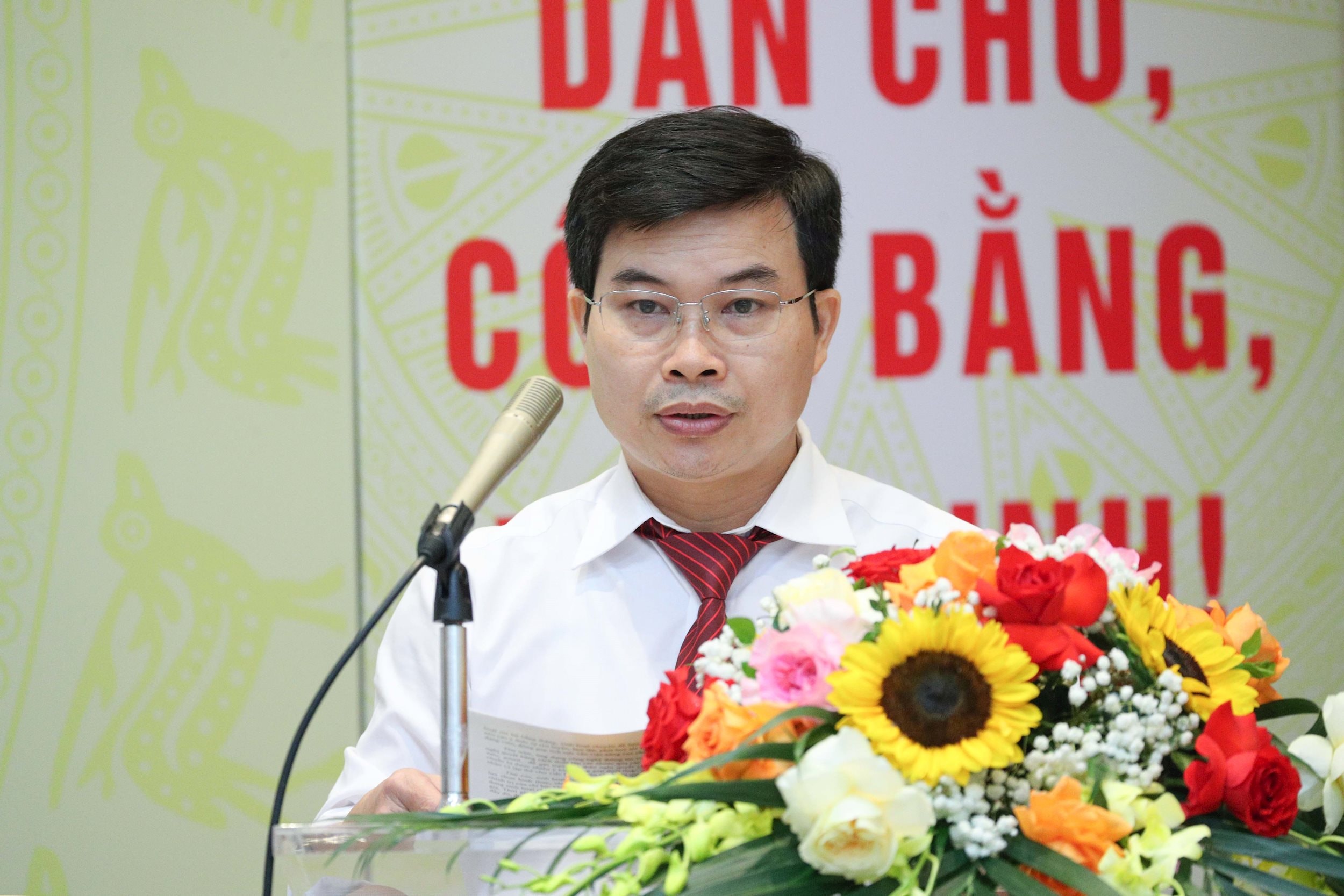 Nguyễn Văn Hạng, Chuyên viên chính Vụ Công tác đại biểu