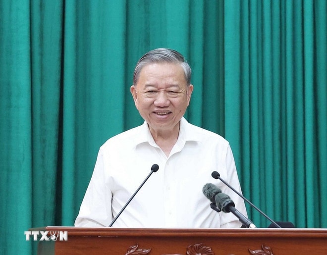 ttxvn-tong-bi-thu-to-lam-3.jpg
