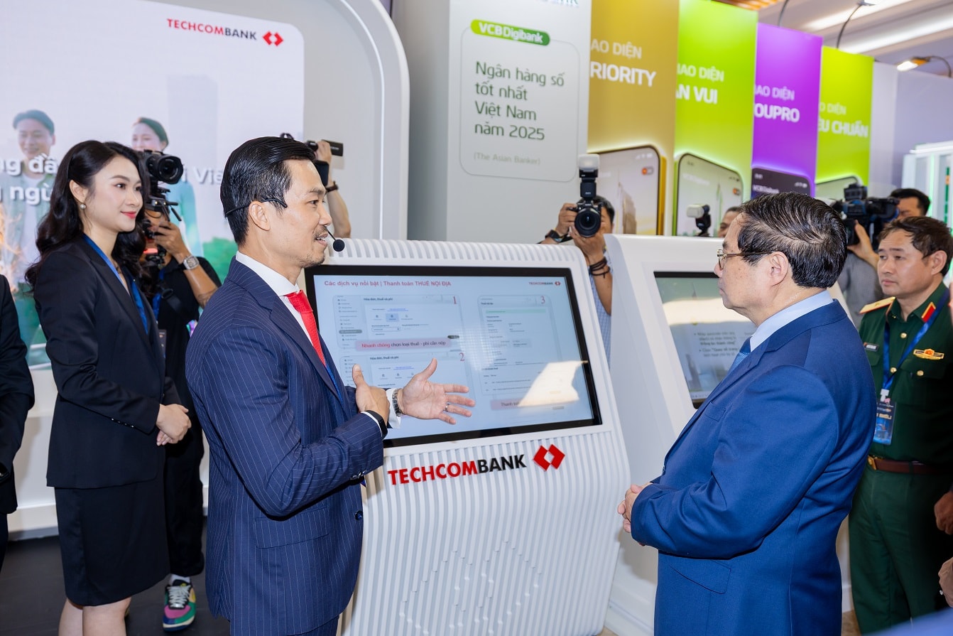 Ông Phan Thanh Sơn, Phó TGD Techcombank chia sẻ về những giải pháp thanh toán đột phá của ngân hàng