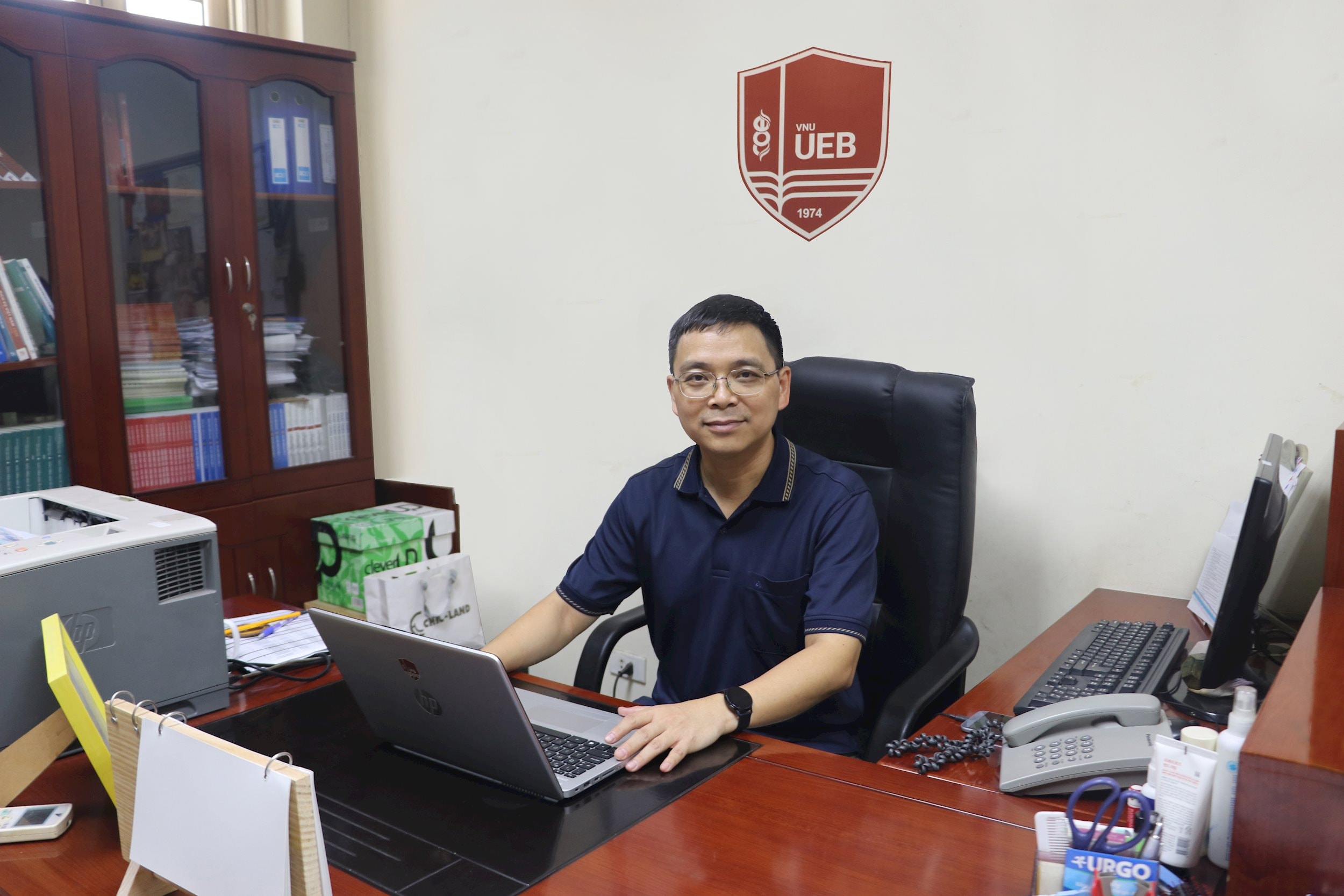 PGS.TS. Phan Chí Anh - Viện trưởng Viện Quản trị Kinh doanh (Trường Đại học Kinh tế - ĐHQGHN)