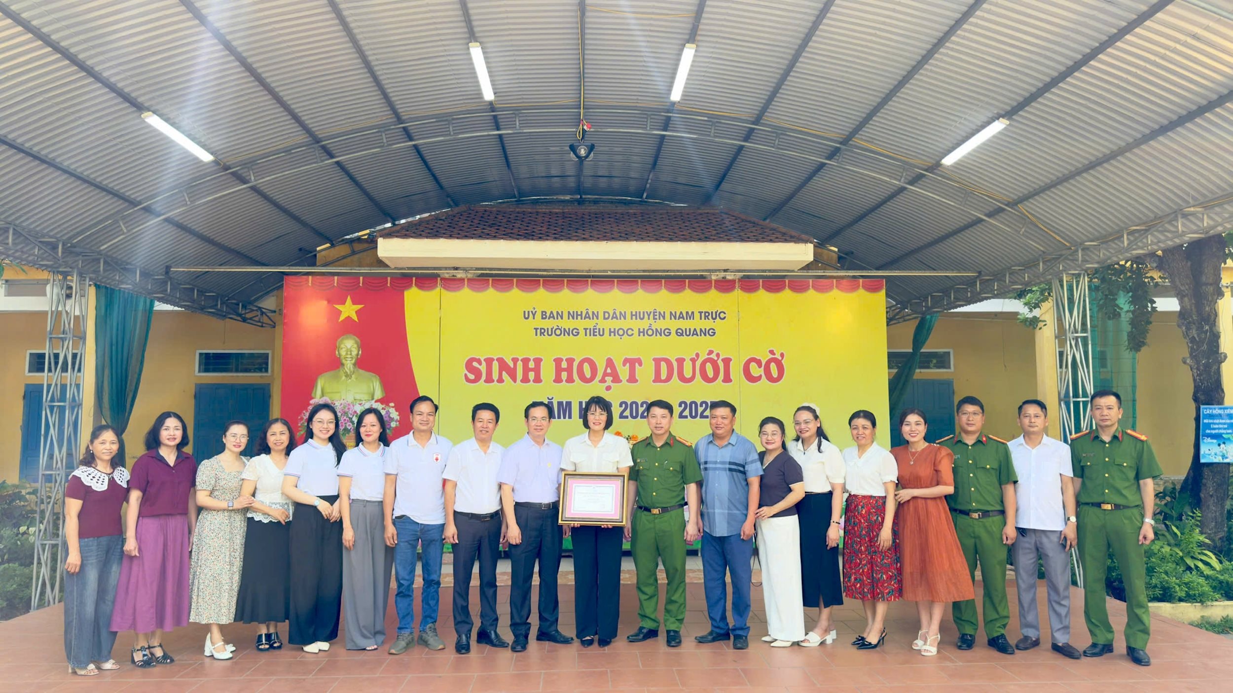 chup anh luu niem 4