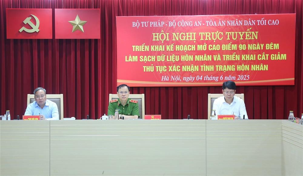 dong chu tri hoi nghi