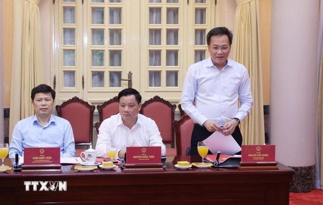 ttxvn-chu-tich-nuoc-lam-viec-voi-tinh-uy-hung-yen-va-tinh-uy-thai-binh-0506-2.jpg