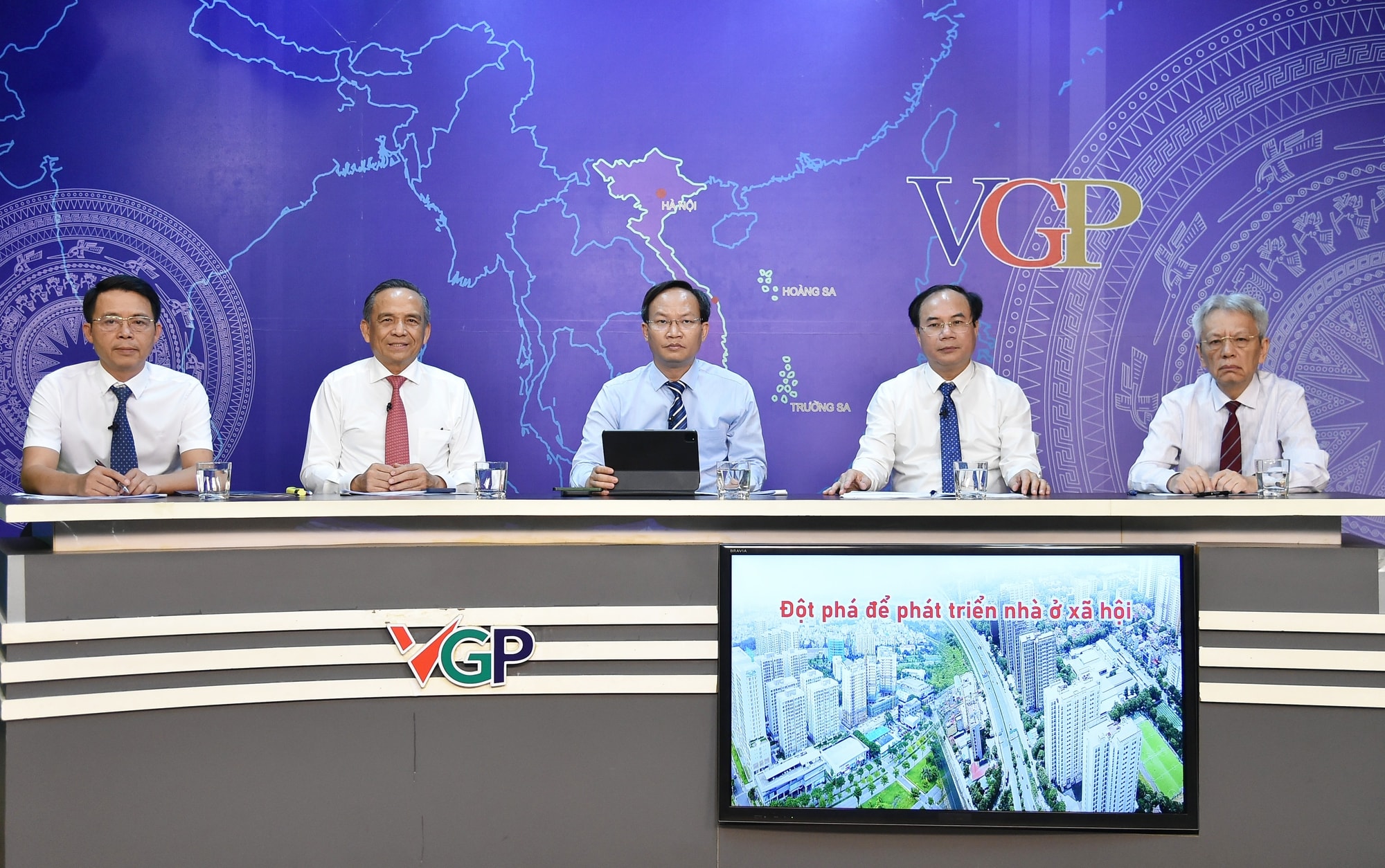 Các đại biểu tham dự buổi Tọa đàm