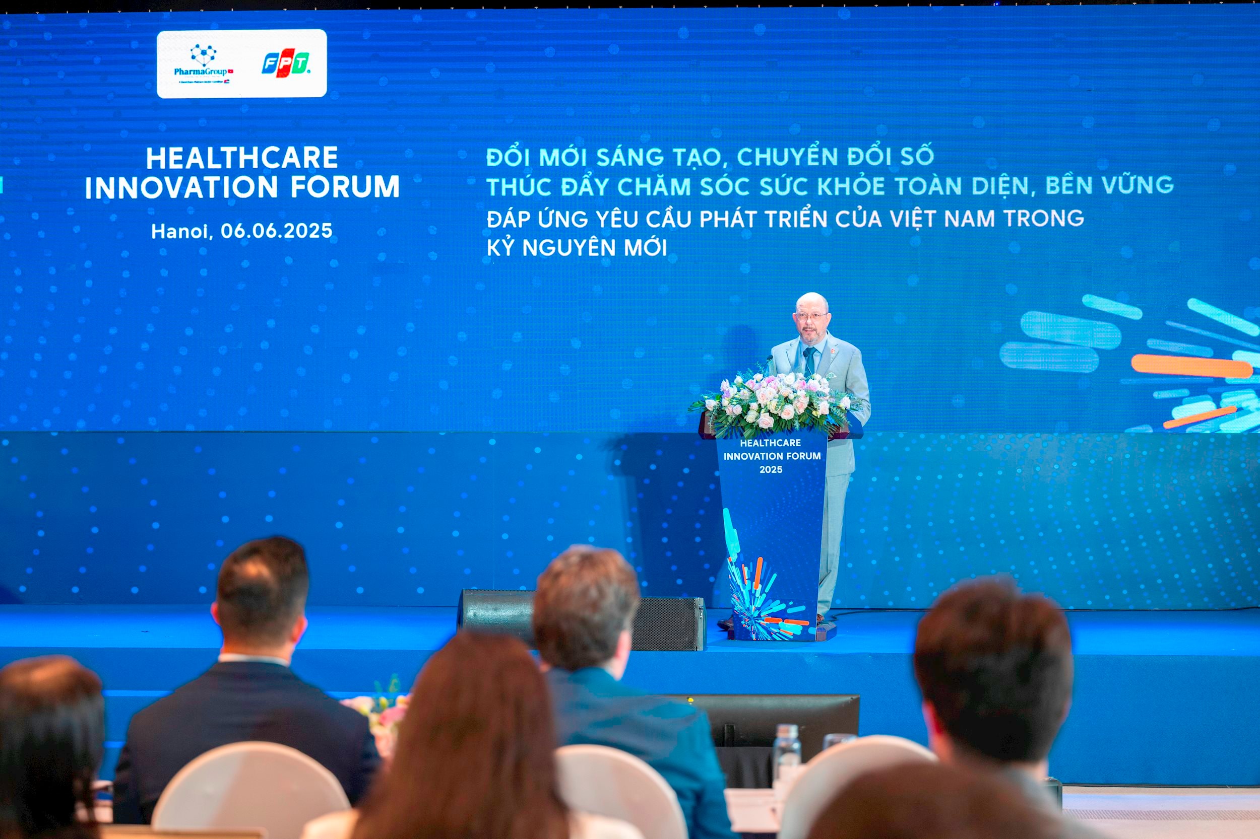 Ngài Thomas Gass, Đại sứ Thuỵ Sĩ tại Việt Nam