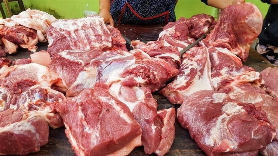 Tiêu thụ thịt lợn không an toàn có thể để lại nhiều hệ quả tới sức khoẻ (Ảnh minh hoạ)
