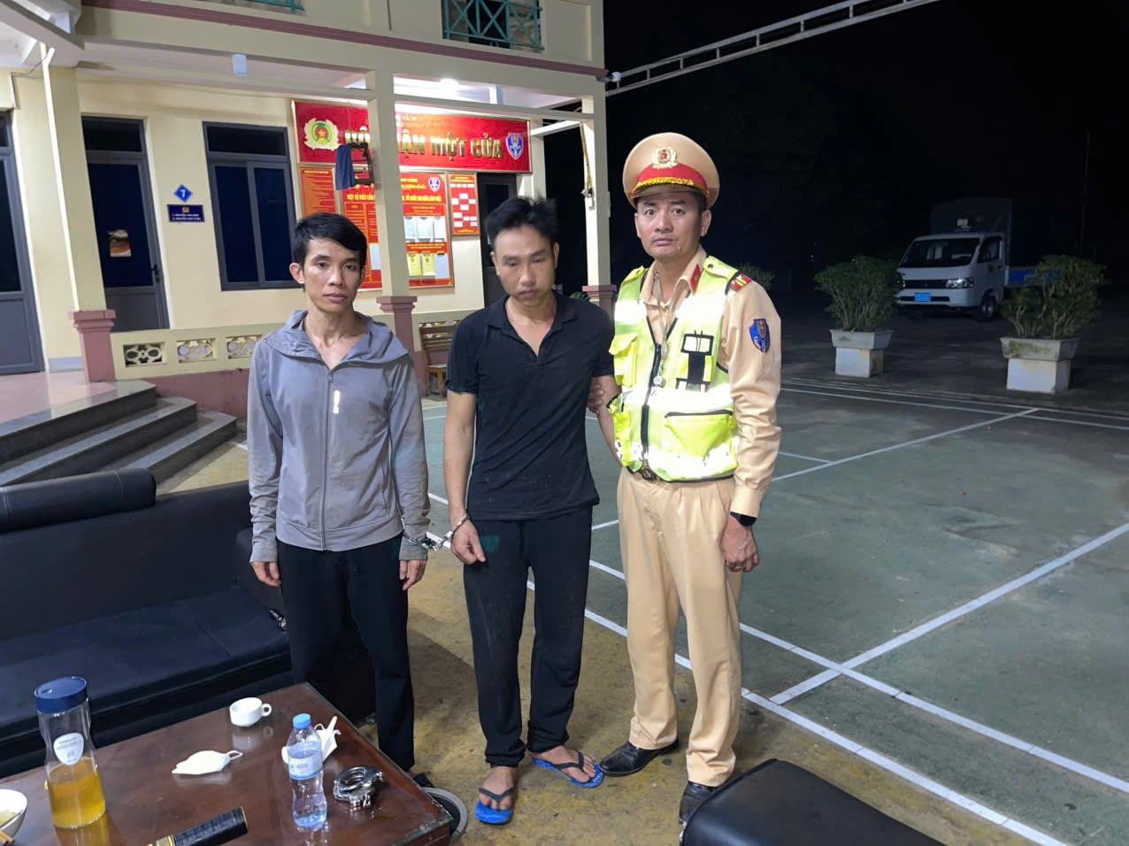 Hai phạm nhân bị bắt giữ sau khi trốn khỏi trại tạm giam.