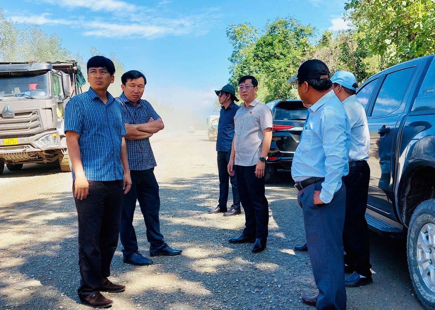 Đoàn ĐBQH tỉnh Bình Thuận khảo sát thực tế Dự án cải tạo Quốc lộ 28B. T. Hà