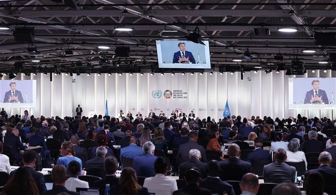 French President Emmanuel Macron speaks at the opening session of the third United Nations Ocean Conference (UNOC3) in Nice, France, on June 9. (Photo: VNA) hex.jpg