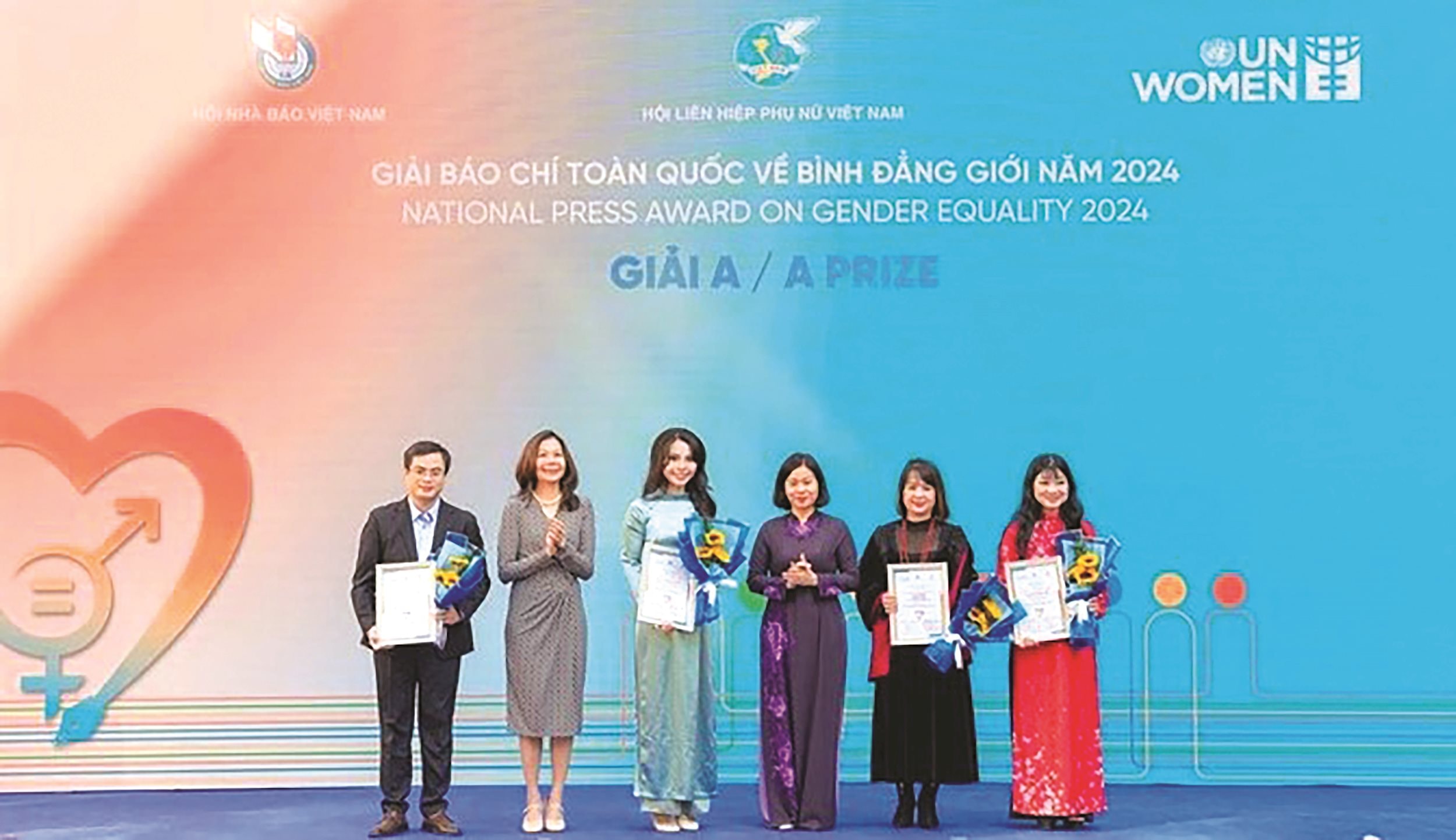 bao-chi-binh-dang-gioi1(1).jpg