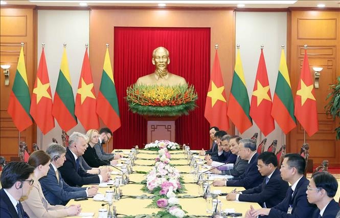 Tổng Bí thư Tô Lâm hội kiến Tổng thống Cộng hòa Litva Gitanas Nauseda. Ảnh: Thống Nhất/TTXVN