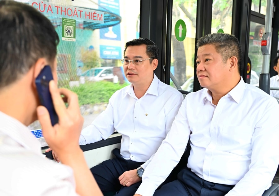 20250612_Green Bus_Anh 5