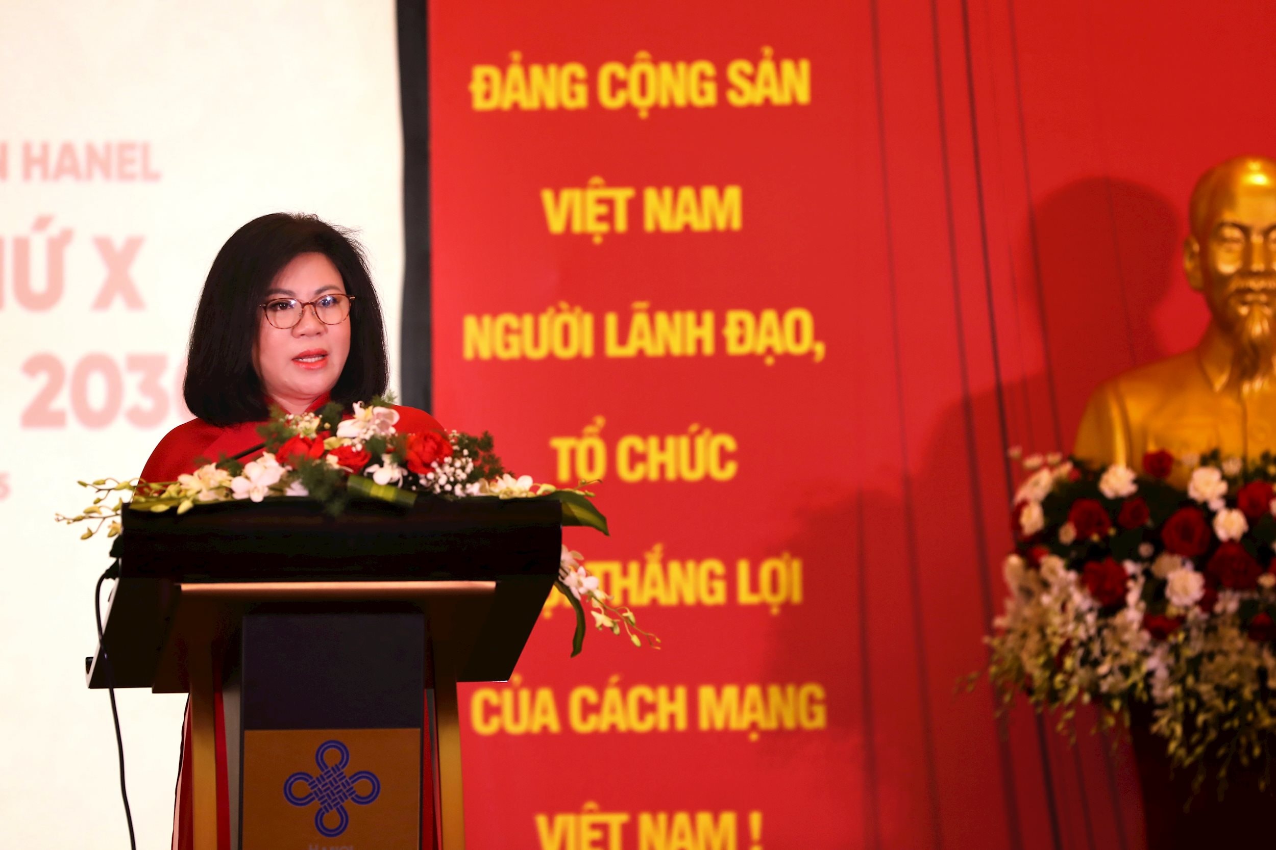 Bí thư Đảng ủy, Chủ tịch HĐQT Công ty Hanel- bà Bùi Thị Hải Yến
