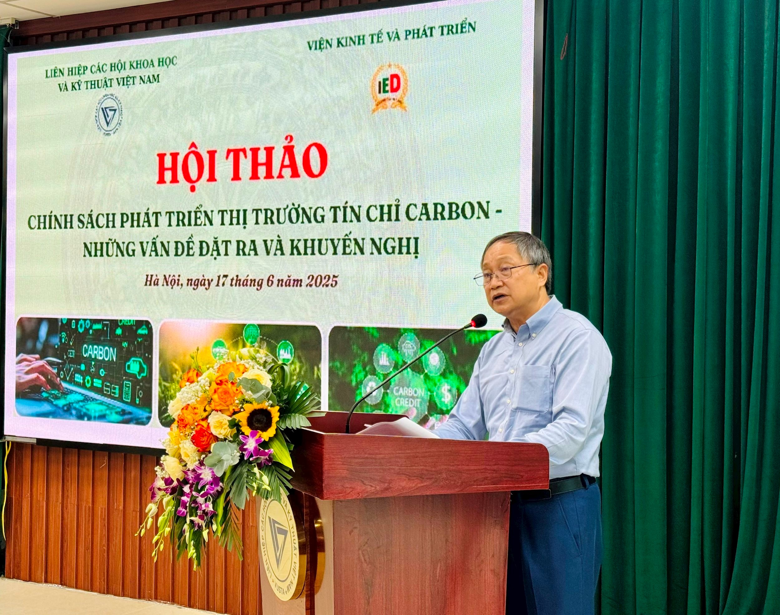 PGS.TS Hoàng Văn Phụ, Chủ tịch Hội đồng khoa học Viện Kinh tế và phát triển phát biểu.