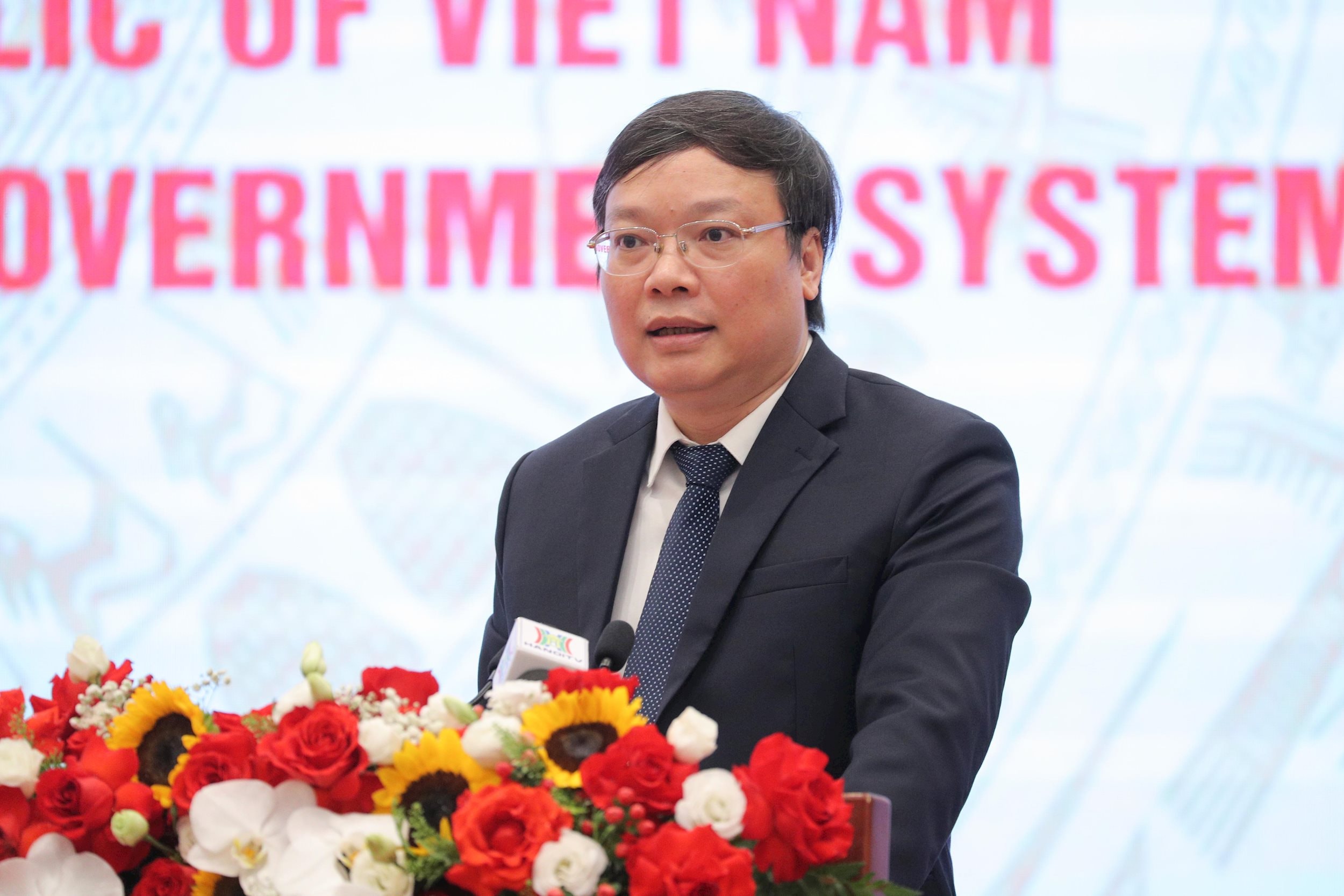 Thứ trưởng Bộ Nội vụ Trương Hải Long phát biểu buổi họp báo