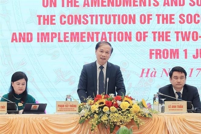 Vice Chairman of the Party Central Committee's Commission for Information, Education, and Mass Mobilisation Pham Tat Thang speaks at the international press conference in Hanoi on June 17. (Photo: VNA) thang.jpg