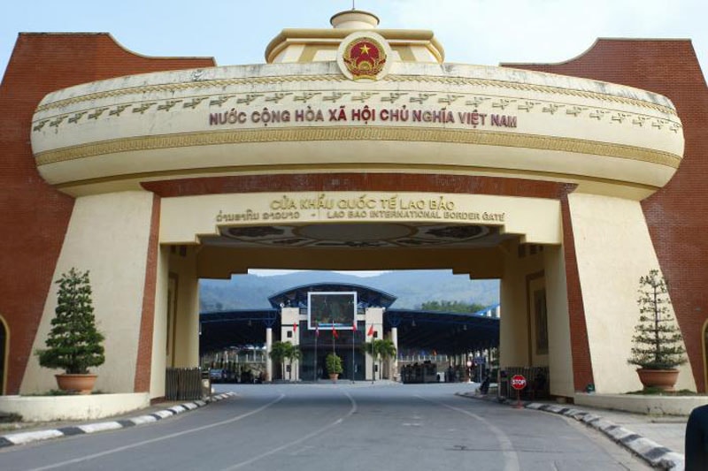 Visa Run to Lao Bao From Da Nang - You in Da Nang