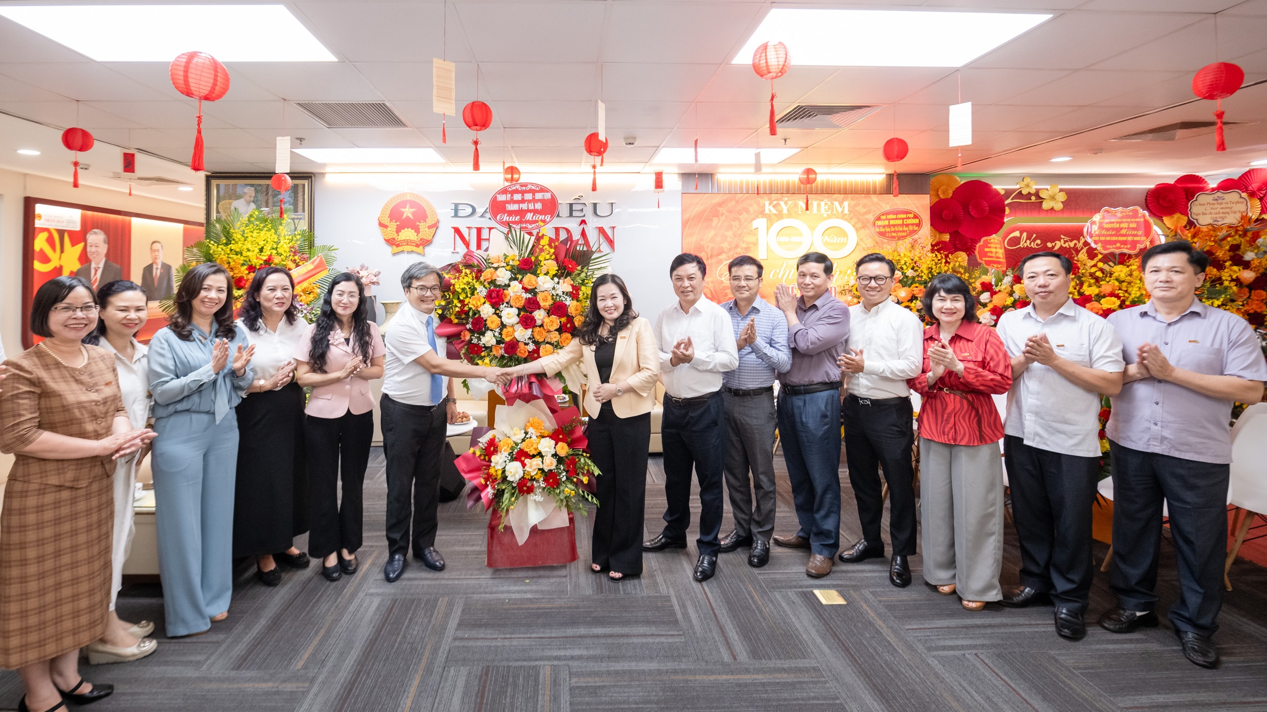 Z72_9809 - TP Hà Nội