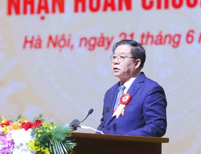 Politburo member, Secretary of the Party Central Committee, Chairman of the Party Central Committee’s Commission for Information, Education and Mass Mobilisation Nguyen Trong Nghia speaks at the ceremony. (Photo: VNA) nguyen-trong-nghia.jpg