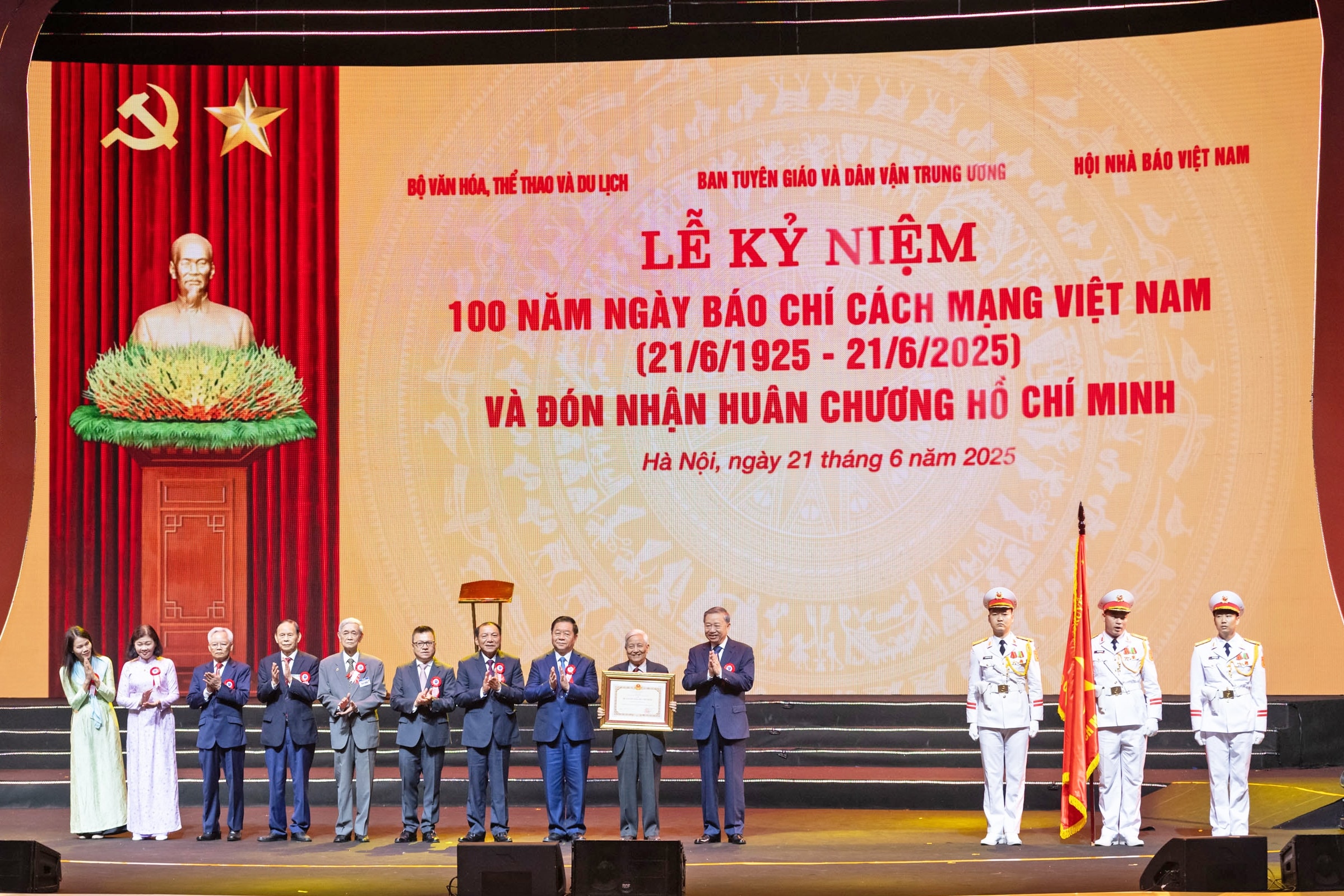 tong-bi-thu5.jpg