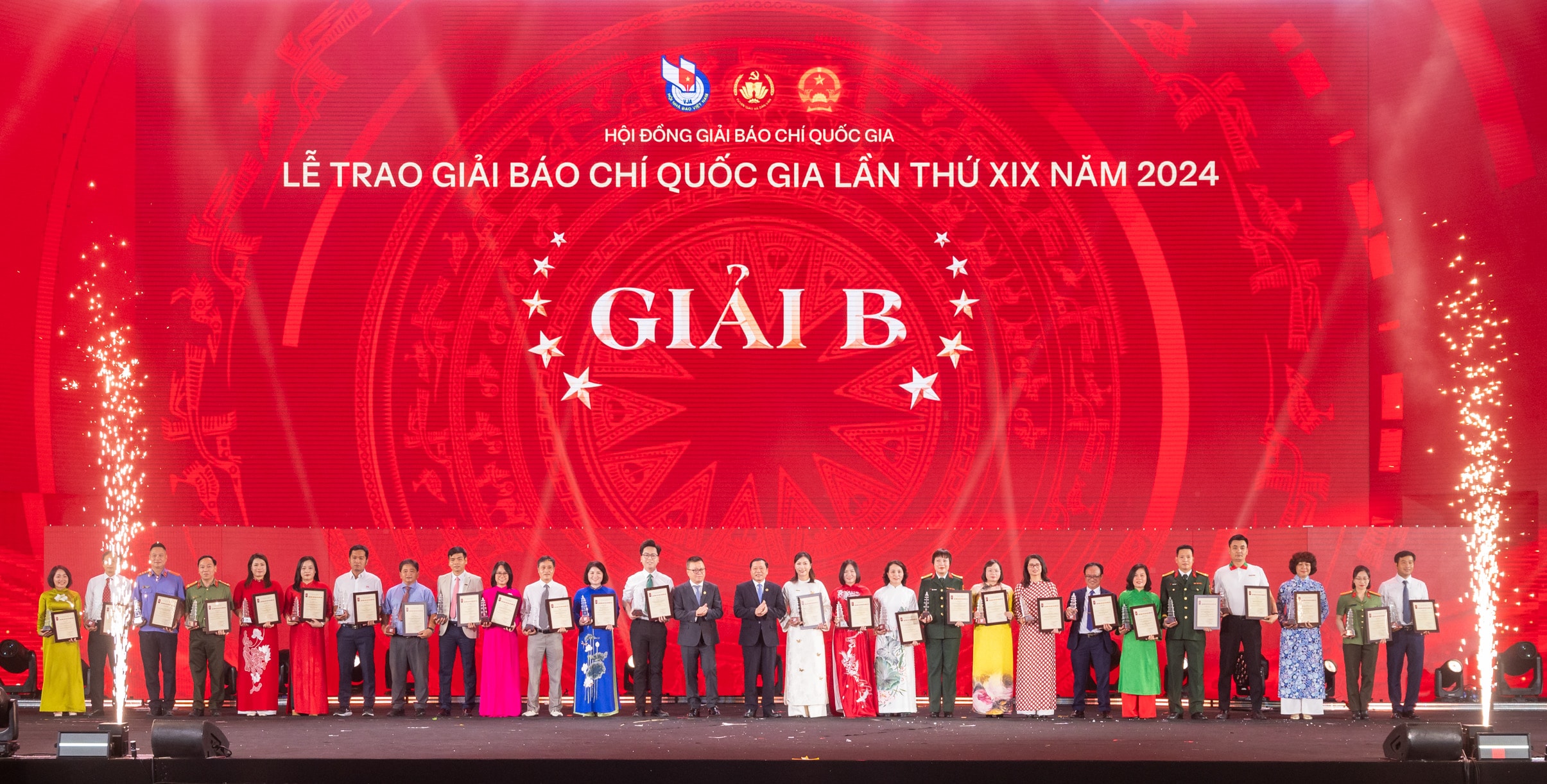 trao-giai5.jpg