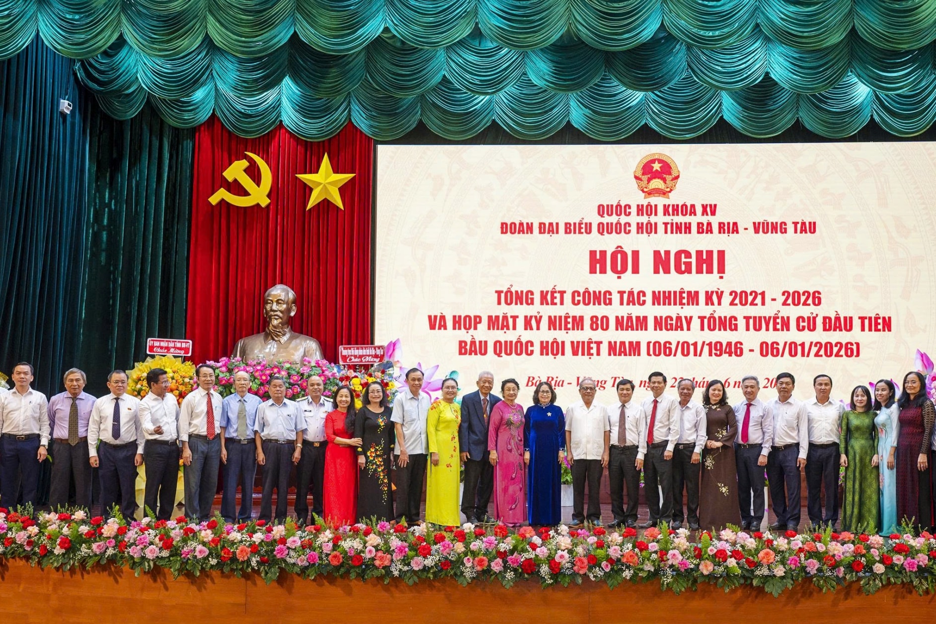 255e6ceaadf01aae43e1.jpg
