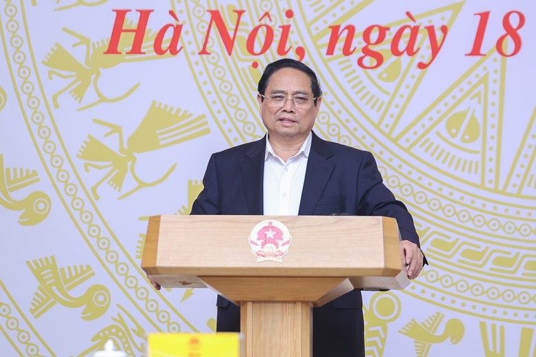 Thủ tướng Chính phủ Phạm Minh Chính chủ trì Hội nghị trực tuyến toàn quốc về công tác chuẩn bị kỳ thi tốt nghiệp THPT năm 2025. Ảnh: VGP