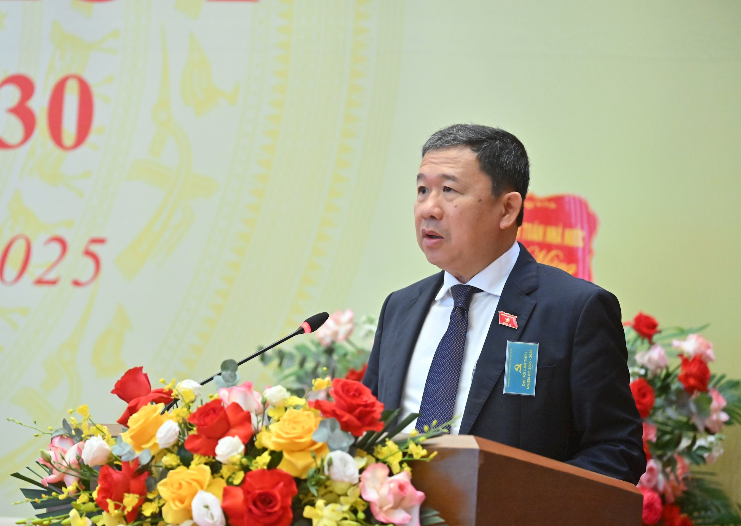 Phó Bí thư Đảng ủy Quốc hội Vũ Hải Hà phát biểu chỉ đạo Đại hộiVQK_8106