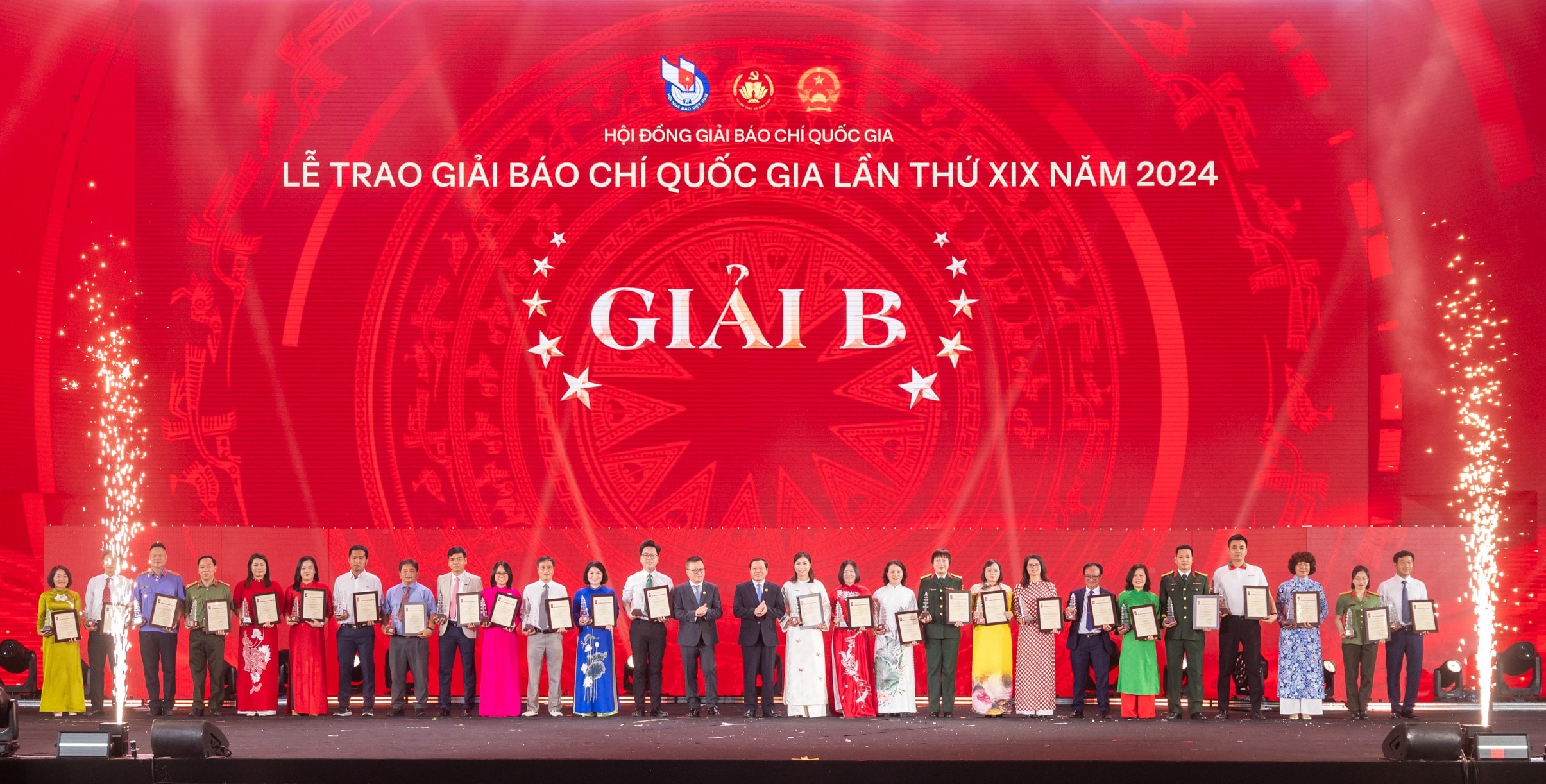 trao-giai5.jpg