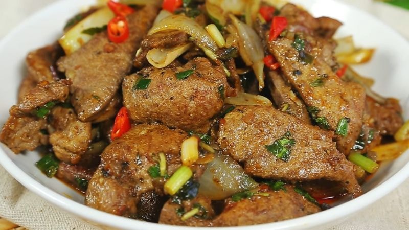 tong-hop-8-mon-ngon-tu-gan-heo-bo-duong-thom-ngon-202310110035079802.jpg