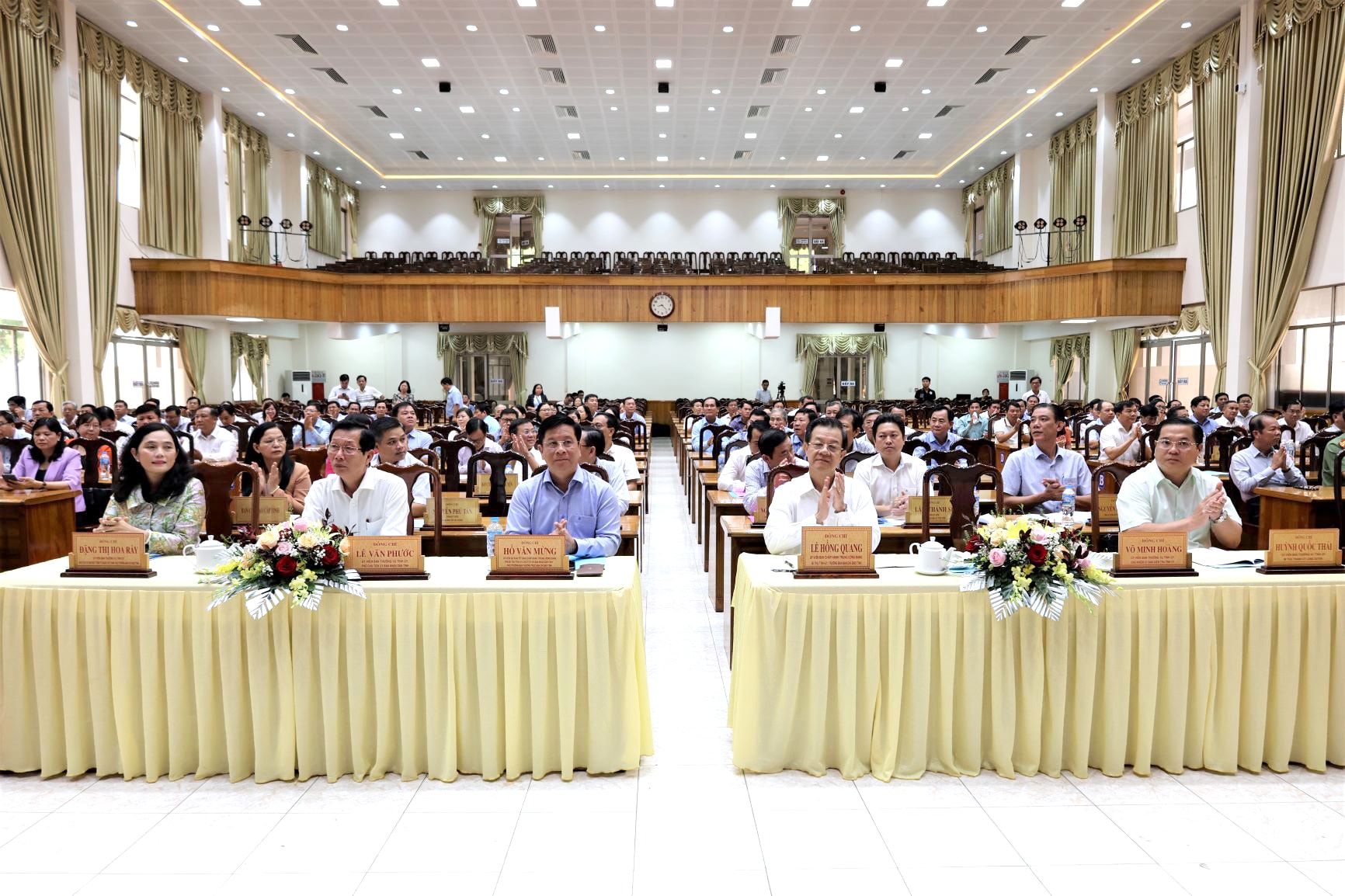 Các đại biểu tham dự Hội nghị tổng kết chương trình xóa nhà tạm, nhà dột nát trên địa bàn An Giang năm 2025