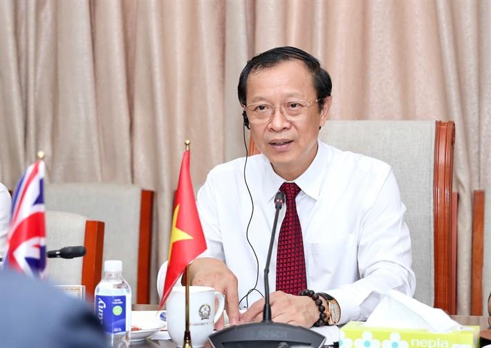 Thứ trưởng Thường trực Phạm Ngọc Thưởng phát biểu tại buổi làm việc. Ảnh Bộ GD&ĐT